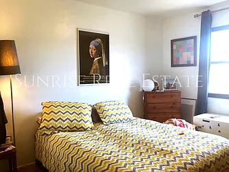 Rented by Sunrise Real Estate