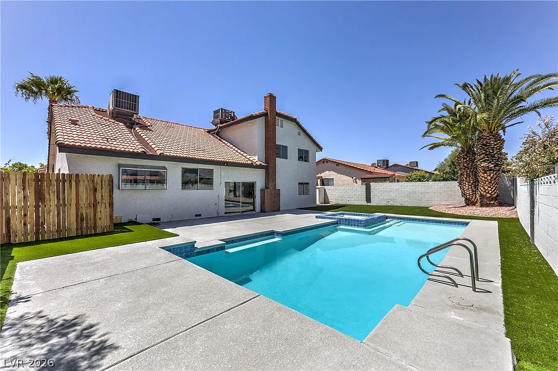 4 bed, 3.0 bath, 2432 sqft, $3,950 — Photo 1