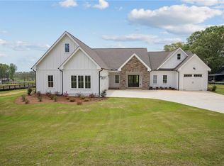 6120 Millwood Rd, Cumming, GA 30041