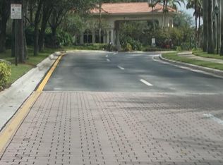 1895 NW 79th Ter, Pembroke Pines, FL 33024