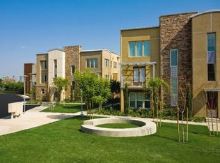 228 E Jeanette Ln, Santa Ana, CA 92705