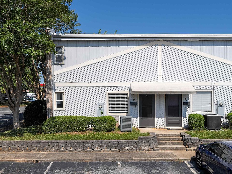1st image of 3706 E North St APT B1