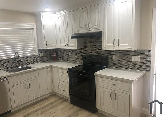 4th image of 1049 Idlewood Dr