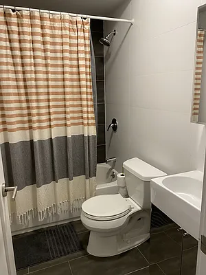 Rented by Realty Collective | media 20