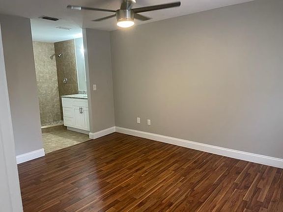 4th image of 2612 Grassy Point Dr Unit 200