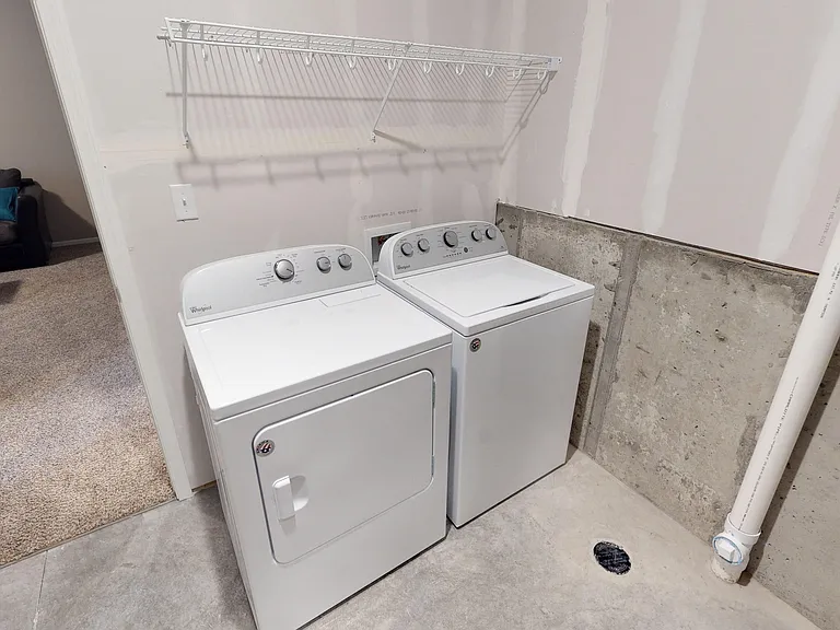 Laundry/Utility room