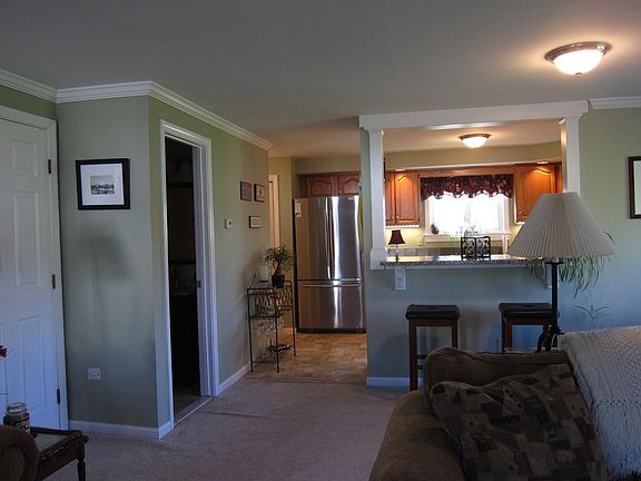 2nd image of 140 Whittier Meadows Dr