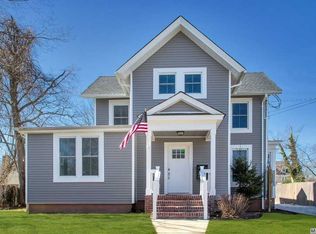 172 Fire Island Ave APT 2, Babylon, NY 11702