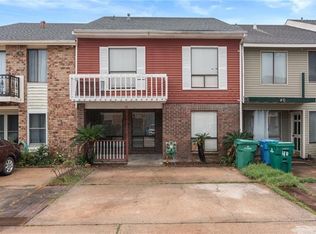 42 Stanton Hall Dr, Destrehan, LA 70047