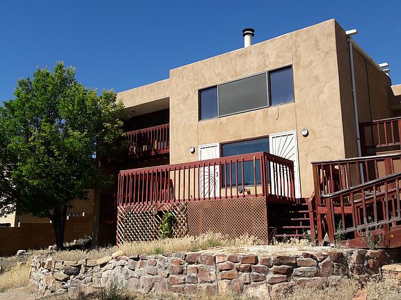 5th image of 1406 Atrisco Dr NW