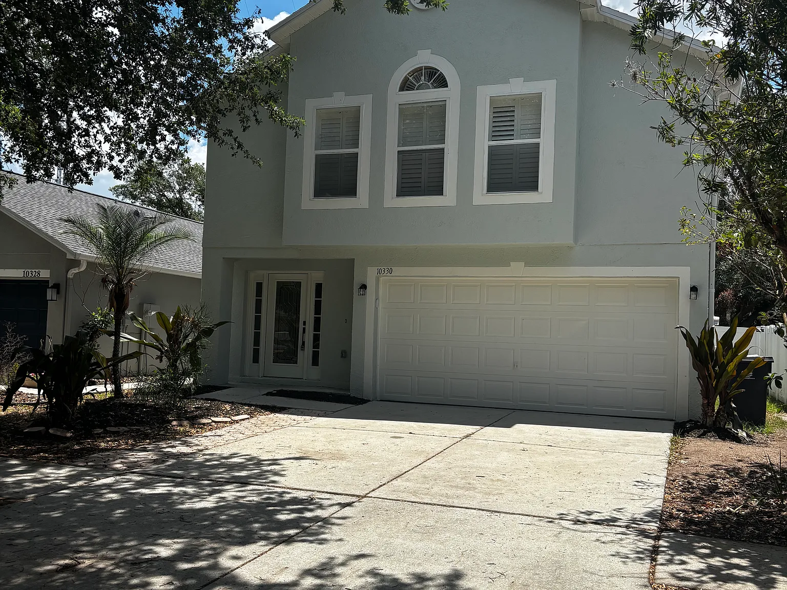 4 bed, 2.5 bath, 2300 sqft, $3,600 — Photo 1