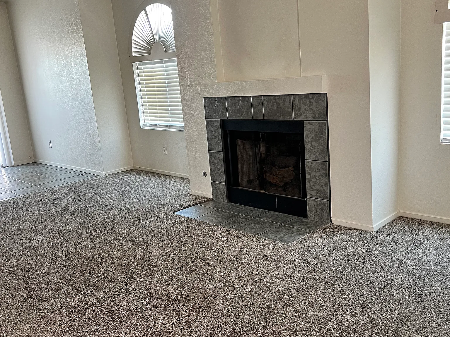 7570 W Flamingo Rd — Photo 2