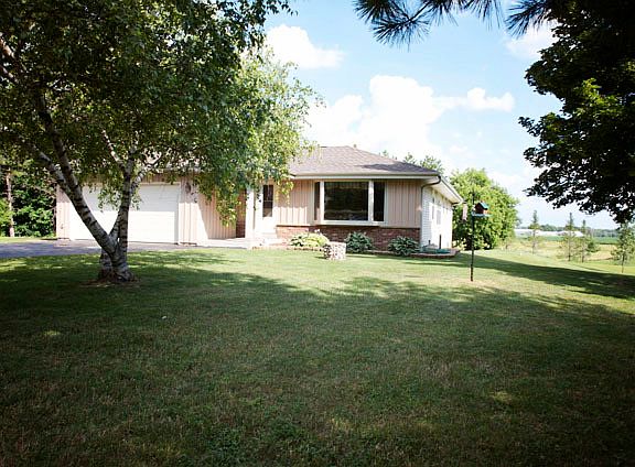 4th image of N127W18933 Dandee Dr