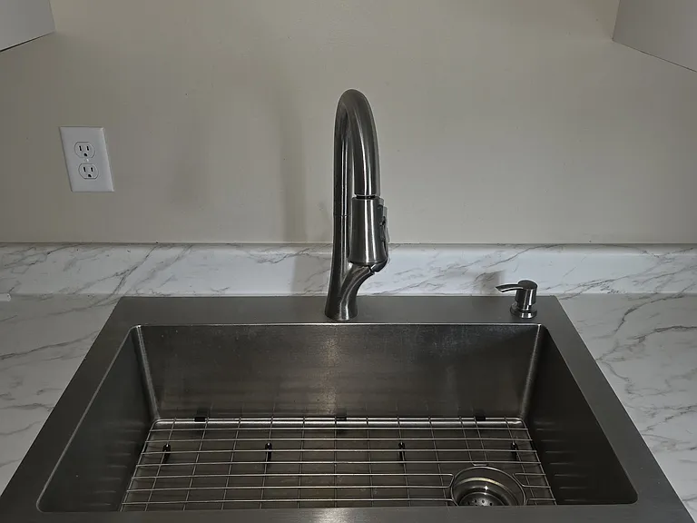 174 Plaistow Rd #2 — Photo 7