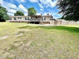 607 Live Oak Methodist Church Rd, White Oak, NC 28399