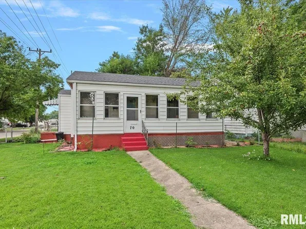 70 Bonnie Ct, Springfield, IL 62704