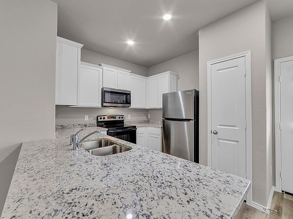 5th image of 4439 Red Haven Dr Unit 101