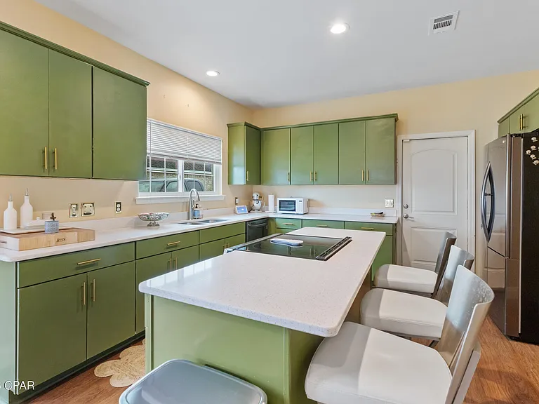 3243 Country Club Dr — Photo 5