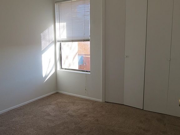 5th image of 3524 Tyson Pl NE #B