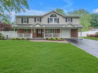 37 Teaneck Dr, East Northport, NY 11731