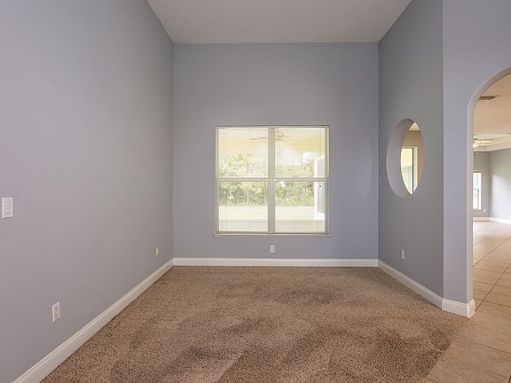 3rd image of 210 Beachway Dr