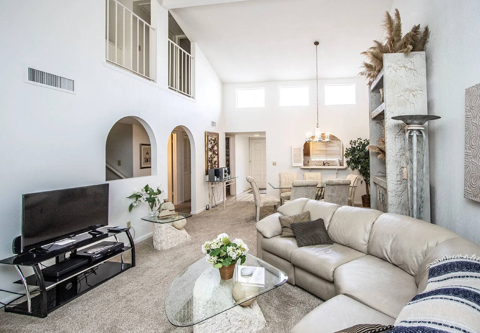3 bed, 2.5 bath, 1769 sqft, $4,000 — Photo 4