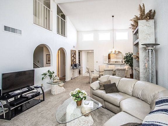 4th image of 7633 E Sandalwood Dr