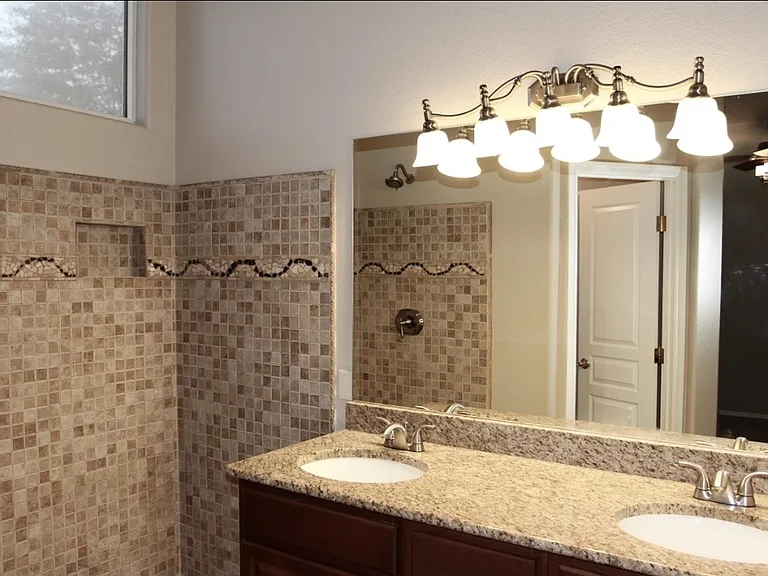 7713 W Foothill Dr — Photo 6