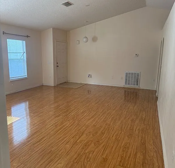2065 Whispering Trails Blvd — Photo 13