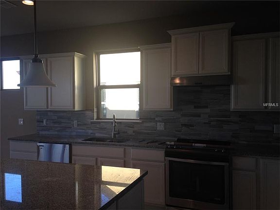 5th image of 540 Grande Dr