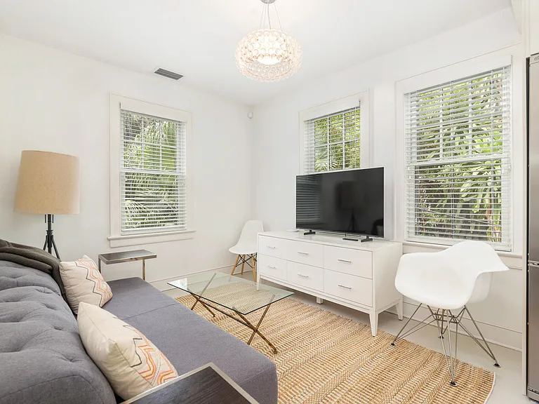 230 Sunset Rd — Photo 28