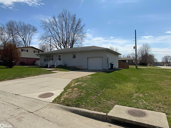 2nd image of 2021 Ridgeway Dr