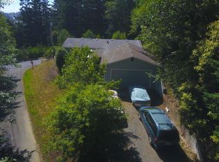 16669 Crown Terrace Rd, Brookings, OR 97415