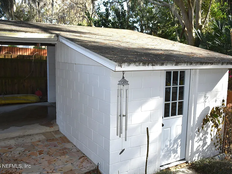 2836 Ionic Ave — Photo 27
