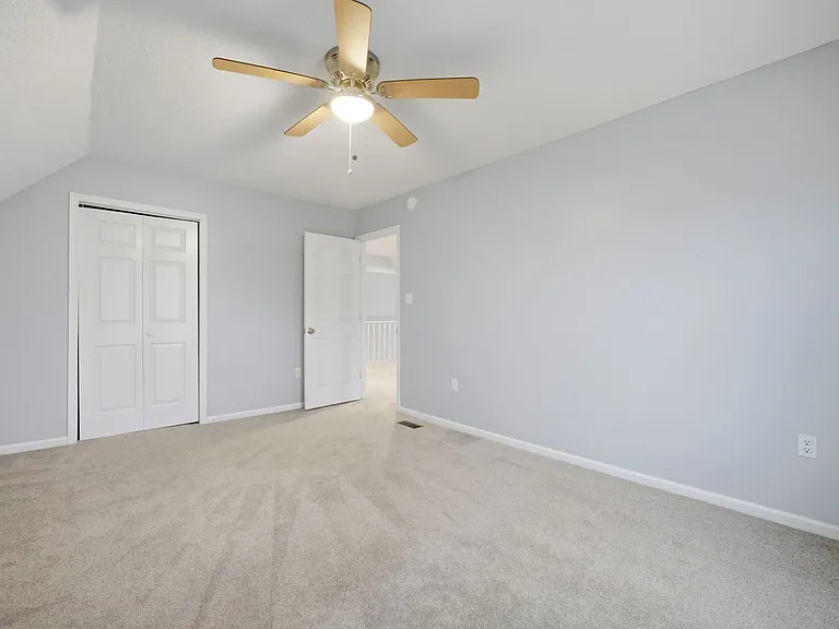 20B Freeman Dr — Photo 26
