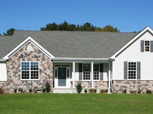 5 Parkside Drive, Jackson, NJ 08527