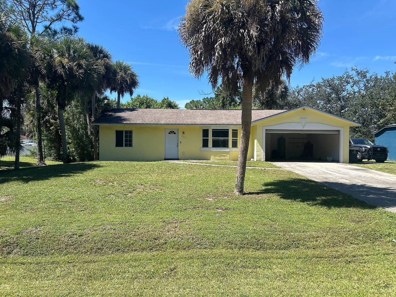 3 bed, 1058 sqft, $1,700 — Photo 1