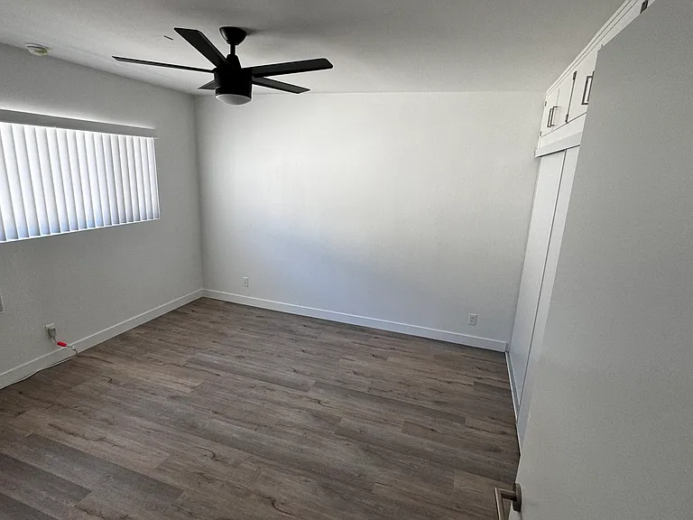 11611 Darlington Ave #13 — Photo 9