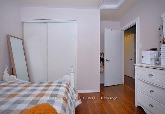5th image of 107 Bristol Rd E #100