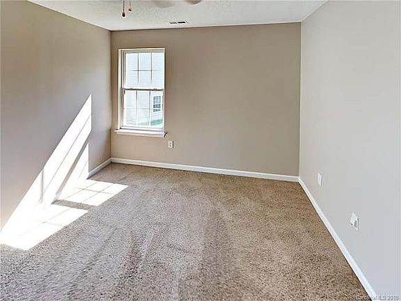 4th image of 5901 Hidden Meadow Ln