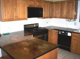 14121 W Forest Ave, Gurnee, IL 60031