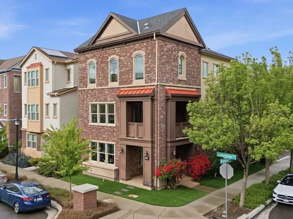 1600 Lexington Ln, Pleasanton, CA 94566