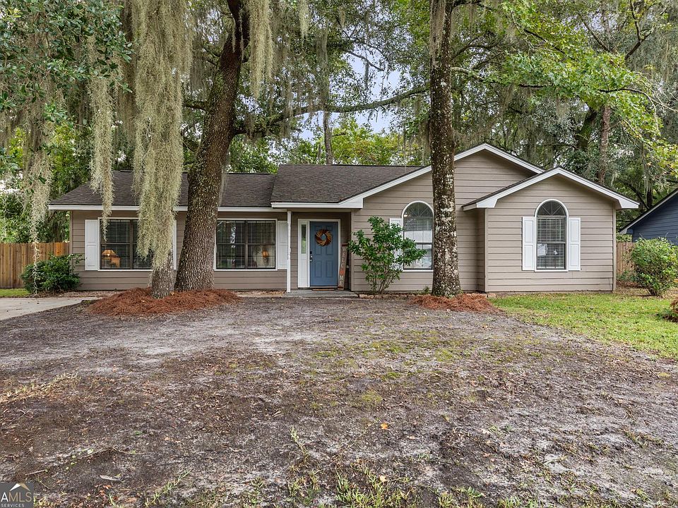 1st image of 100 Laurel Ln