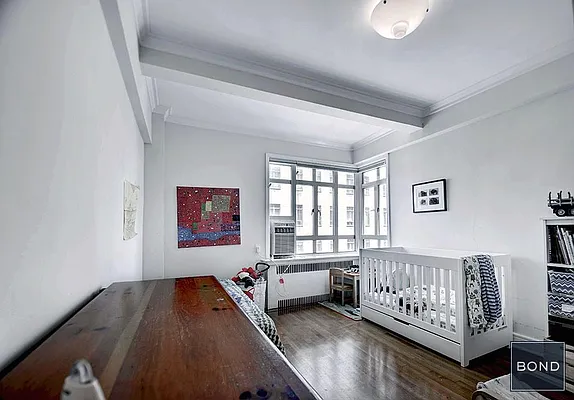 Rented by Bond New York | media 37