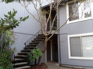 1015 Civic Center Dr APT C, Rohnert Park, CA 94928