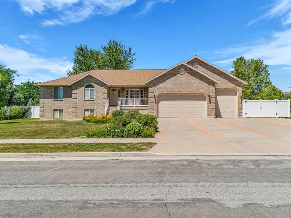 1468 W Flint Meadow Dr, Kaysville, UT 84037