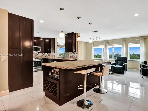 215 SE 3rd Ave APT 501C, Hallandale Beach, FL 33009