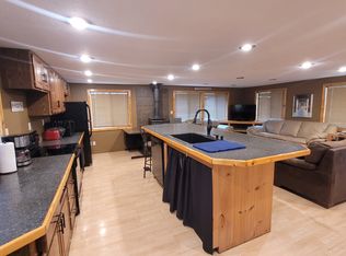 125 Walnut Ave, Meadow Grove, NE 68752