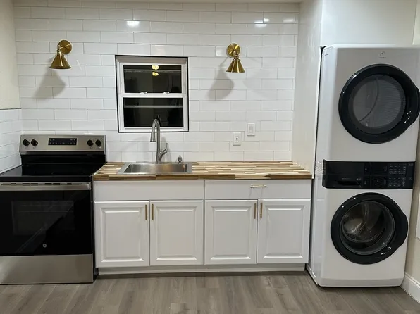 1215 S Robertson Ave #C, Tyler, TX 75701