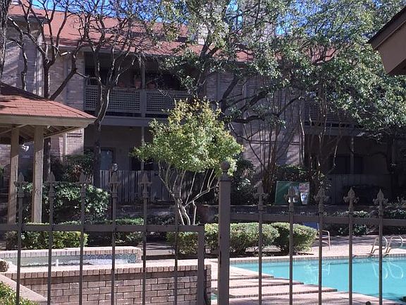 2nd image of 12446 Starcrest Dr